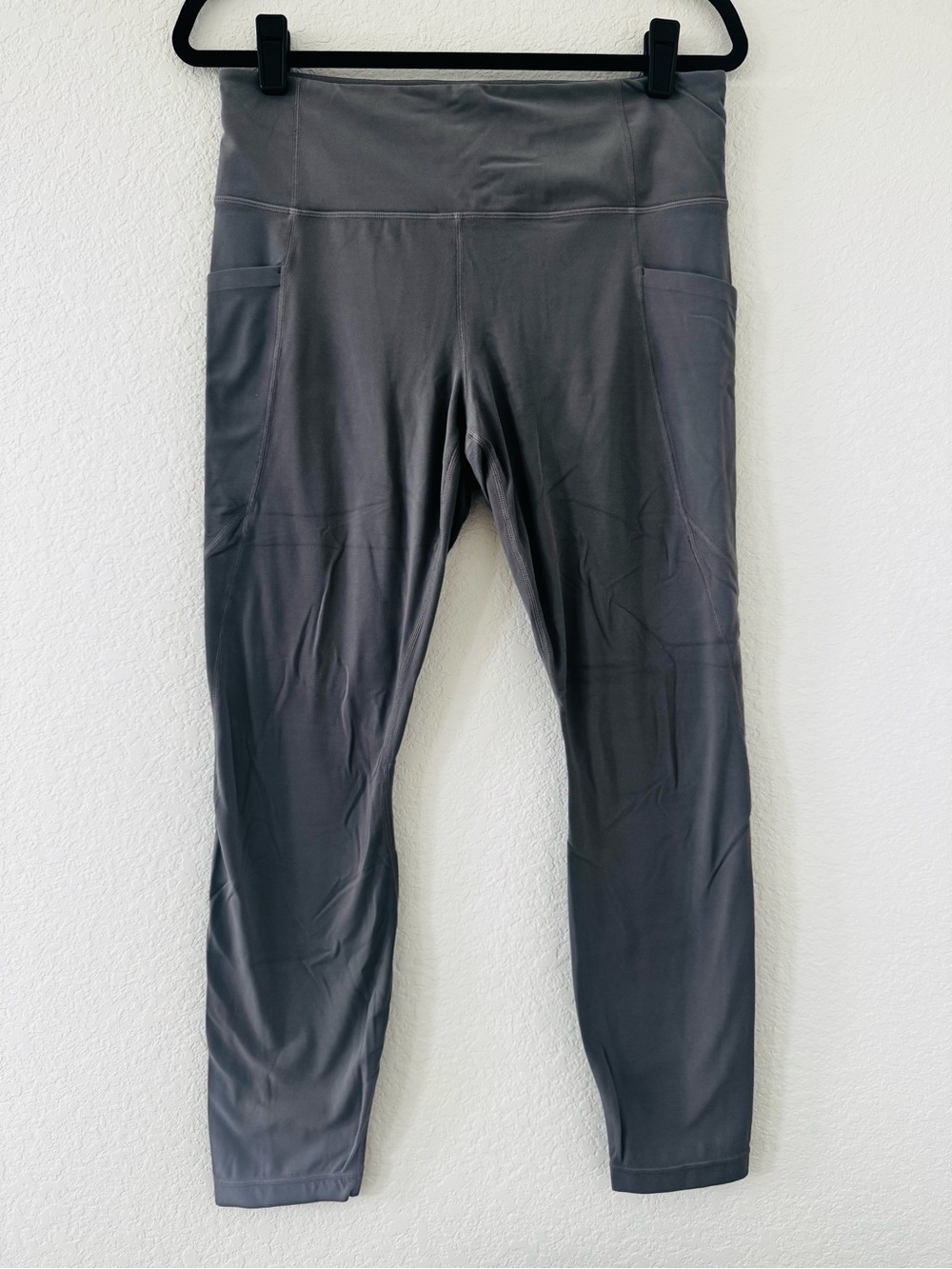 Athleta Salutation Stash High-Rise Leggings Gray
